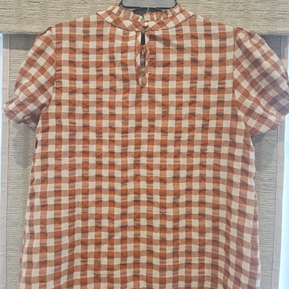 Shirt - Picture 2 of 3